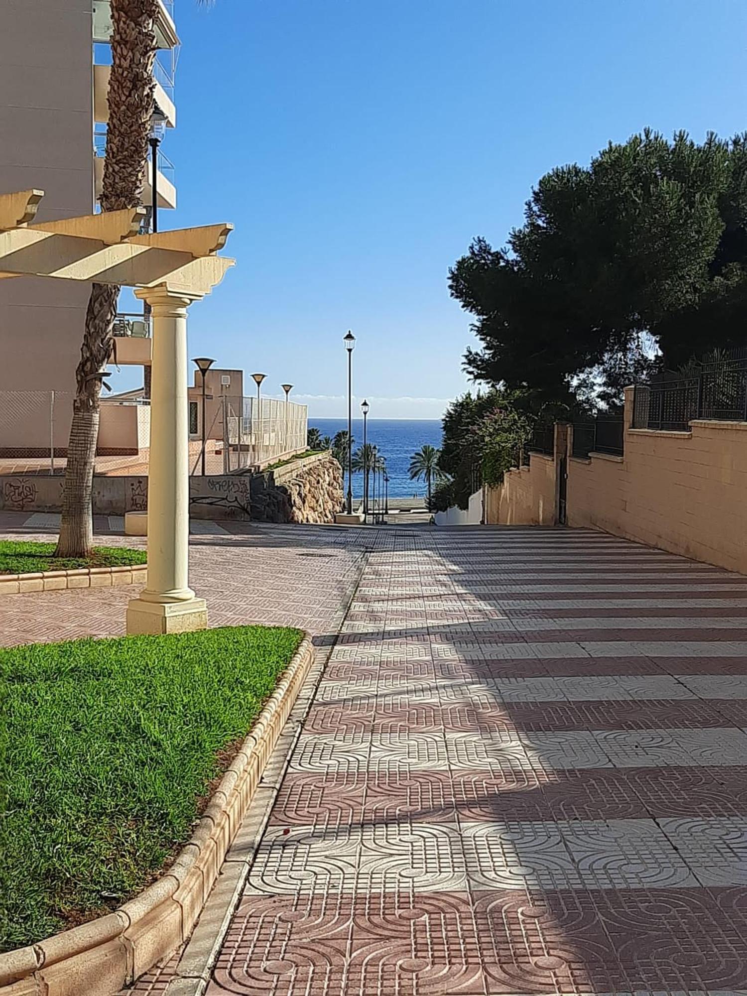 Habitacion Avilena Tropical En Aguadulce อัลเมรีอา ภายนอก รูปภาพ